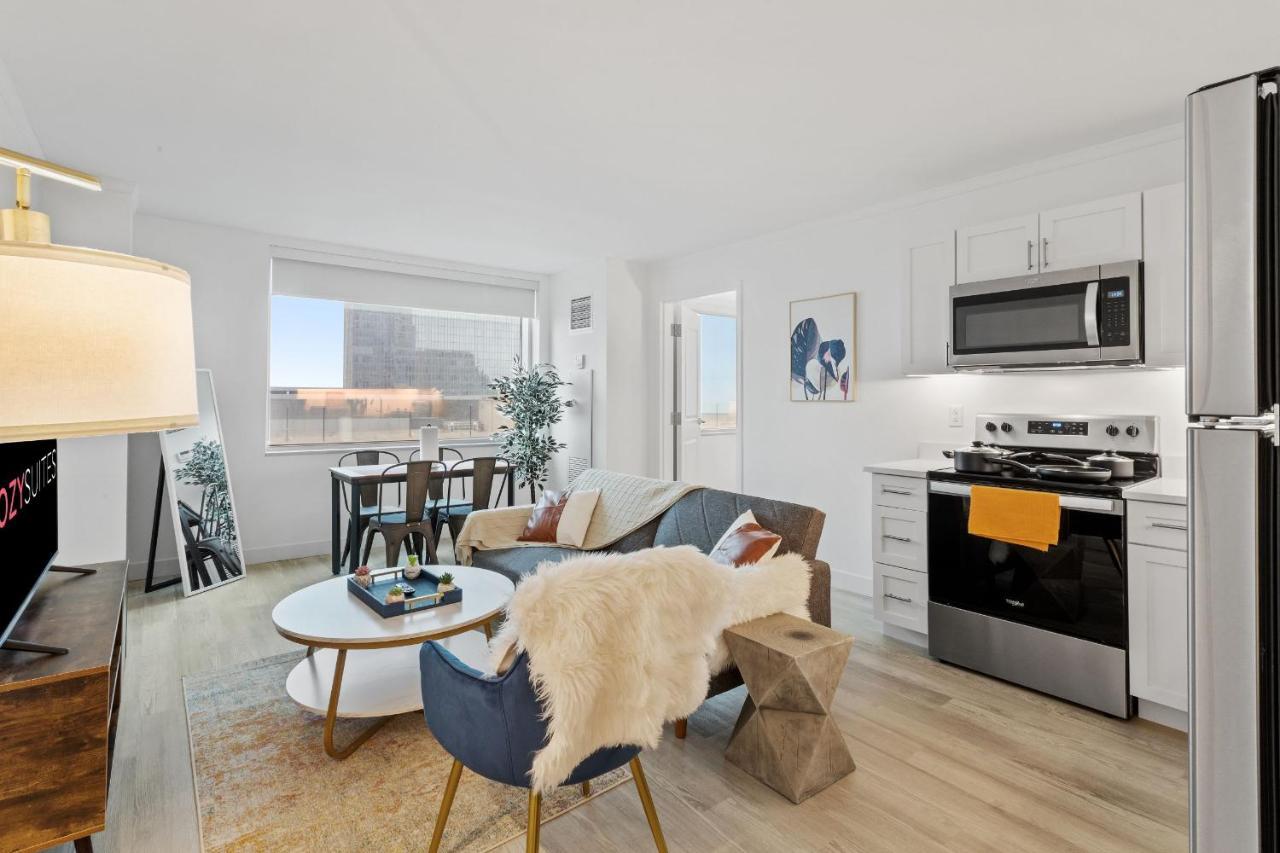 Apartment Cozysuites At Showboat 2br3ba In Town