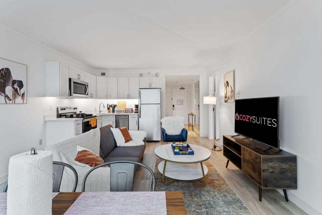 Cozysuites At Showboat 2br3ba In Town Apartment *